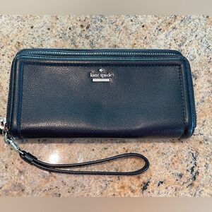 Kate Spade black wallet wristlet